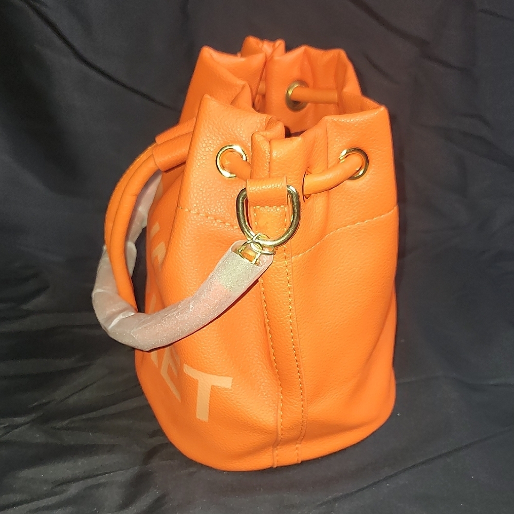 Bucket Shoulder Bag - Picture 6 of 6